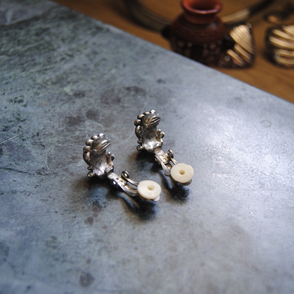 Antique Amber Silver Clip-On Earrings - Picture 2 of 3